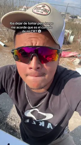 A post by @sergiovenegas93 on TikTok caption: todo sea por el bicho #fyp #cr7 #cr7fans 