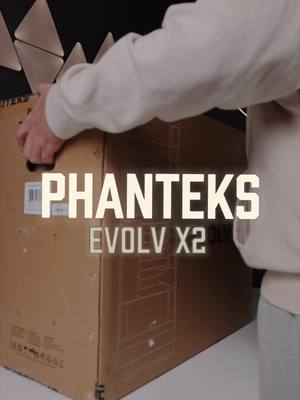 A post by @vrlatechofficial on TikTok caption: Phanteks Evolv X2 Unboxing. Would you get this case? Keep an eye out for an upcoming build 👀  #gamer #phanteks #gaminglife #pcbuild #custompc #unboxing #GamingSetup #newtech