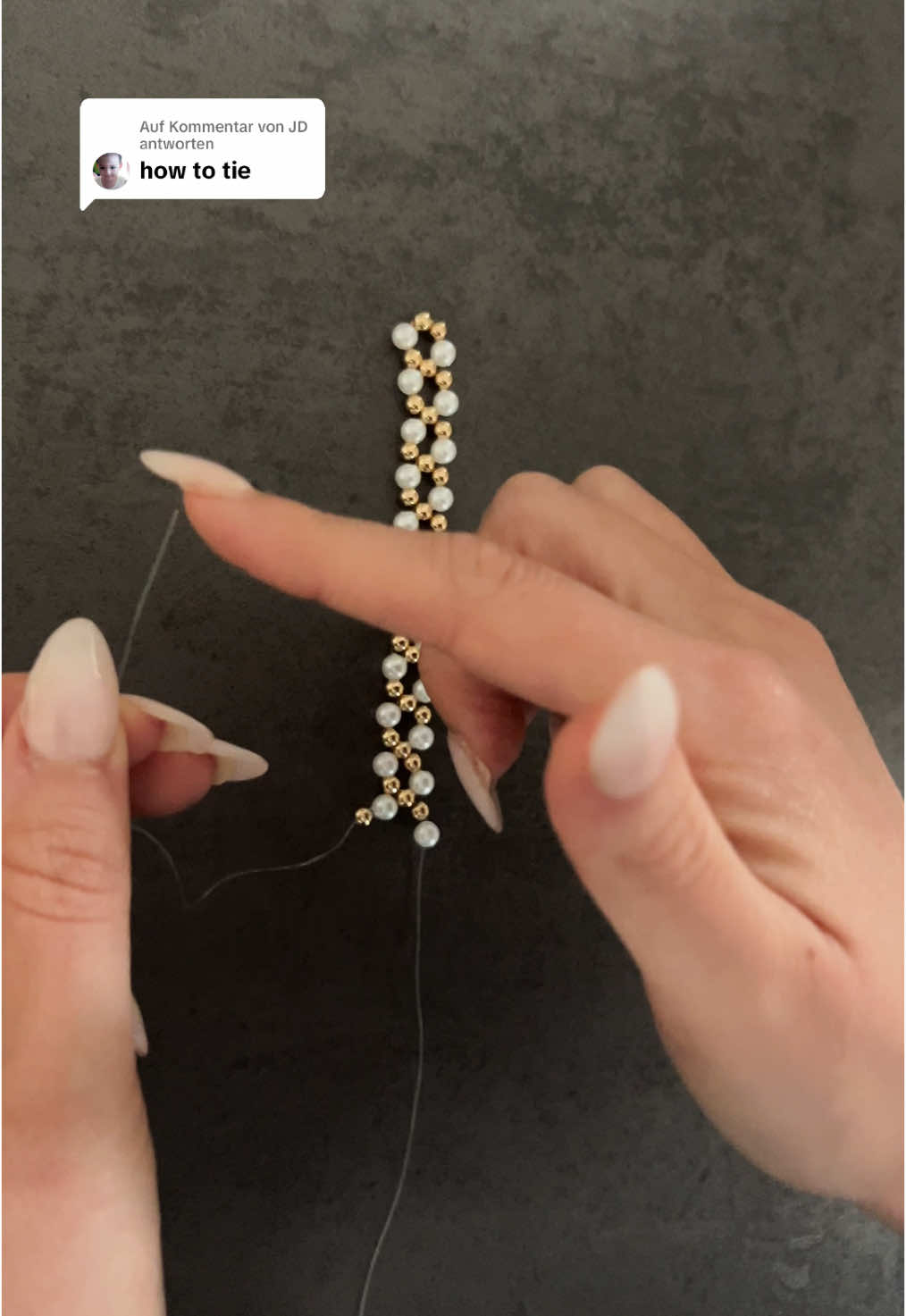 A post by @innava.jewelry on TikTok caption: Antwort auf @JD #tutorial #beads #smallbusiness #handmadejewelry #viral #fyp #friendshipbracelets #beadsjewelry #handmade #bracelettutorial #makethefriendshipbracelets #stepbystep #tylorswift #diybracelet #braceletmaking #erastour #ttpd #thetorturedpoetsdepartment #swiftie 