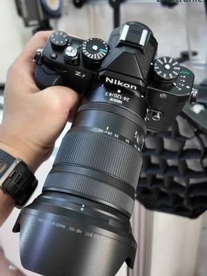 A post by @dr_electronic on TikTok caption: 🥰 Nikon ZF + Z24-120 F4 តួClassic អេមណាស់ 💵 មានសេវាបង់រំលស់ជាមួយ អុីអន 🚚 មានសេវាដឹកជញ្ជូនគ្រប់ខេត្តក្រុង 🔁 ទិញលក់ដូរឡើងស៊េរី 📱081 788 008 , 068 997 779, 078 997 779 🏠 ហាង​ ឌី​ អ​ អេឡិចត្រូនិច (Honey Shop) នៅក្រោយពេទ្យង្គឌួងផ្ទះលេខ​ 12E0 ផ្លូវ118 (ទល់មុខពេទ្យធ្មេញ​ ឌី​ ឃែរ) #fuji #camera #dji #zhiyun #drone #photo #portrait #landscape #wedding #prewedding #lumix #nikon #onlinestore #nikonz6ii #smallrig #insta360x4 #gopro #hollyland #saramonic #wireless #livestream #Sony #canon #nikonphotography #មានទទួលរៀបចំLivestreamកំរិតHD #មានទទួលជួសជុលទិញនឹងលក់កាមេរ៉ា 