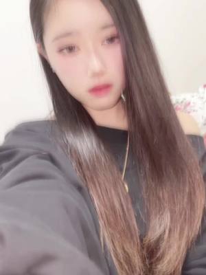 A post by @haruna160311 on TikTok caption: #メイク #外カメ #推してみませんか 