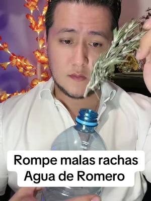 A post by @robertorunas on TikTok caption: Una de las aguas para romper malas rachas se hace con romero, cáscara de ajo y laurel, para que todo se reinicie y se vaya de nuevo por el lado correcto