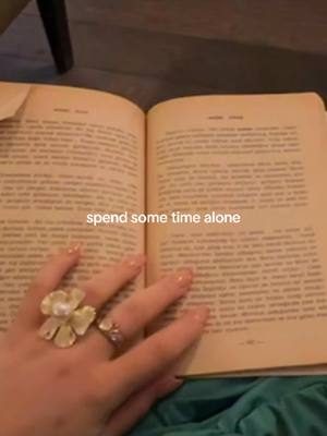 A post by @zeyneppada on TikTok caption: alone day in the life #dayinthelife #digitaldiary #dailylife #dailyvlog #vienna 