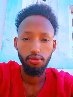 A post by @mahdi_munasar on TikTok caption: #freefire_lover #mahdi_munasar🇸🇴✌️ #✌️❣️