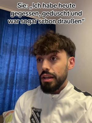 A post by @snr_ali10 on TikTok caption: sei stolz auf sie, sie hat was großes geschafft! Folg mir, ich verstehe dich #foryoupage #fyp #viral 