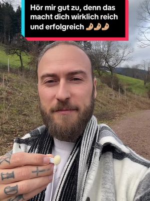 A post by @elishacrowd on TikTok caption: Hör mir gut zu, denn das macht dich wirklich reich und erfolgreich #gesetzderanziehung #lawofattraction #manifestation #spiritualtiktok #reichtum 