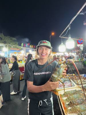 A post by @averycyrus on TikTok caption: street food in vietnam 🇻🇳 ❤️