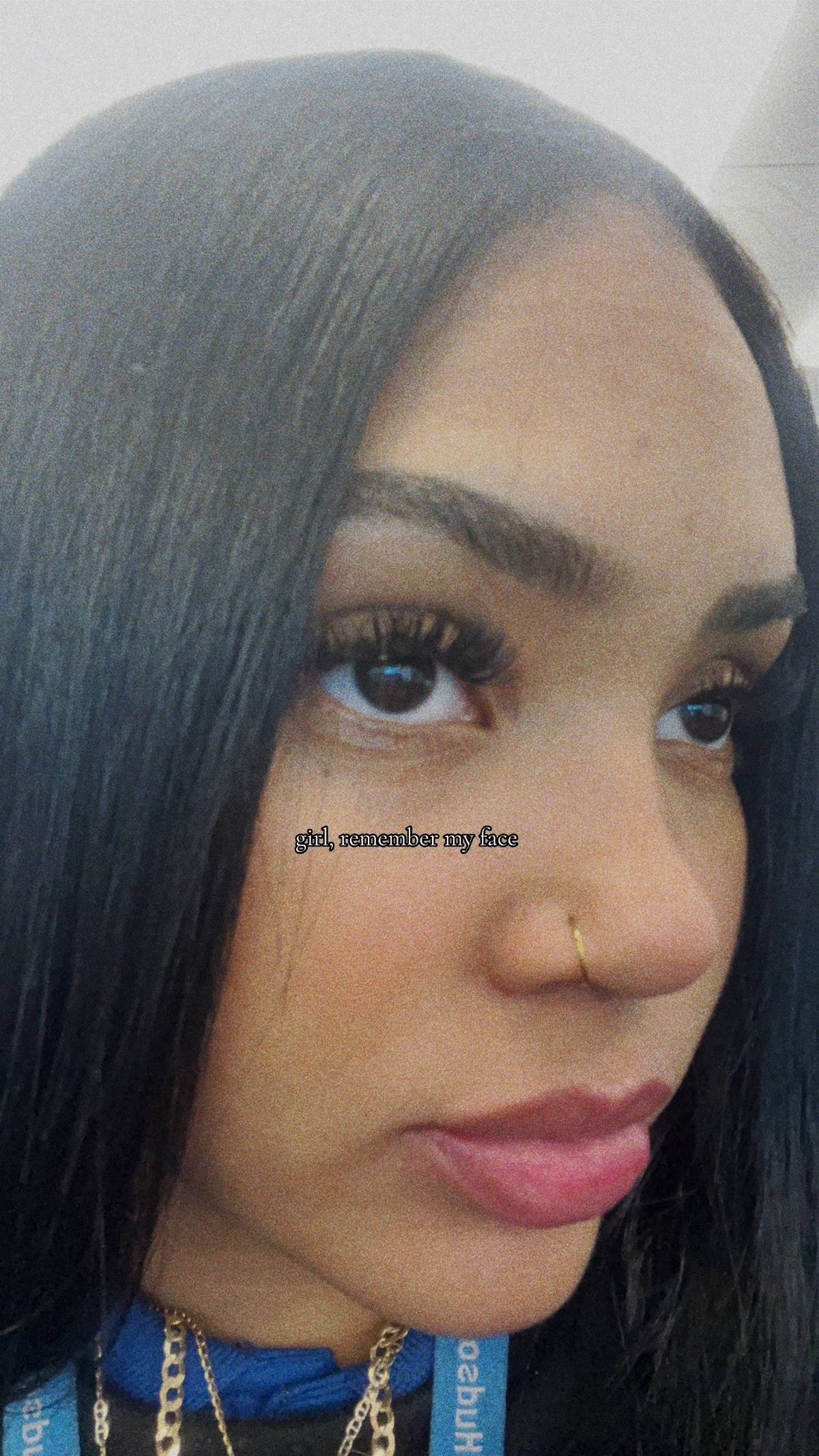 A post by @idontexistir.l on TikTok caption: #fyp #viral 