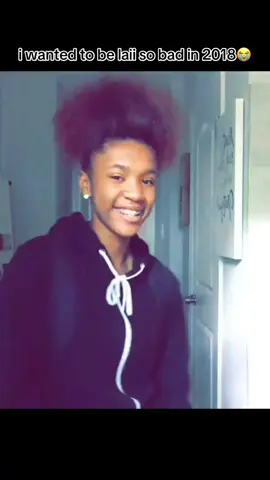 A post by @dubsmashrewinds on TikTok caption: she was that girl fr #bracefacelaii #2018 #dubsmash #olddances 