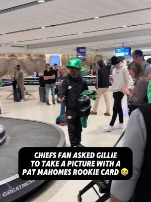 A post by @mworthofgame on TikTok caption: Gillie vs. Chiefs fan 😭🦅