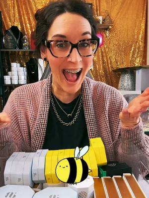 A post by @happiebox on TikTok caption: The bumble bin is back!!! 🐝💎🐝#LIVE #TikTokLIVE #BP #jewelry #Love #away #fyf #order #shopping #reveals #sogood 