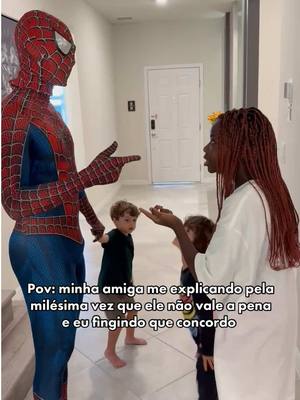 A post by @gioewbank on TikTok caption: Quem mais tem uma amiga que recebe o mesmo conselho, mas não segue?? 😂 