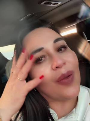 A post by @joelia.diaz on TikTok caption: Holaa!!  Como estas tu??☺️💁🏻‍♀️#comedia 