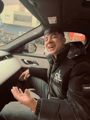 A post by @suleymanhsyn.official on TikTok caption: Nerden izliyorsunuz ? 🤍🌸 #ezpirbume #suleymanhsyn 