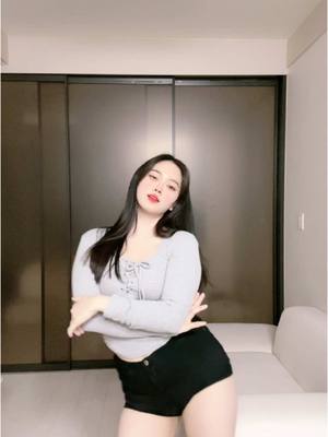 A post by @desert__fox_chloe on TikTok caption: 일주일 뒤에 라이브 2주년😆 . . . #틱톡댄스 #챌린지 #틱톡챌린지 #havana #challenge #fyp #추천 #댄스 #댄스챌린지 