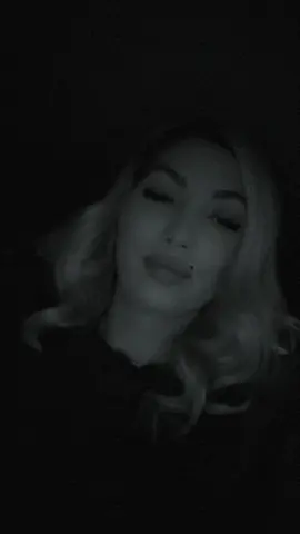 A post by @florydenisa28 on TikTok caption: La felicità si vive , non si pubblica 😉🍀🍀🍀#loveyourself❤️ 