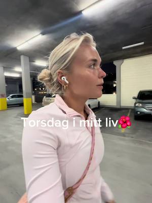 A post by @frida.leonore on TikTok caption: Min hverdag❤️‍🩹#dayinmylife 