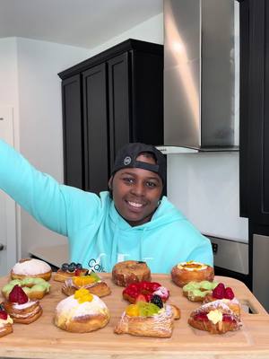 A post by @zinwithin on TikTok caption: A good day full of pastries turned into a bad day #foodtiktok #foodtok #foodlover #storytime #story #foodstorytime #pastry 