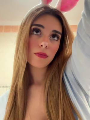 A post by @rafaellaschultzz on TikTok caption: Festa da Disney na #galopaportugal 🐰