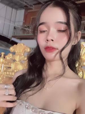 A post by @dyc0ltz0jauv on TikTok caption: 🙂❤️#ខេត្តកំពុងស្ពឺ #sydney 