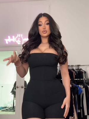 A post by @stunnaababy_ on TikTok caption: Loco ❤️ #fypシ゚viral 
