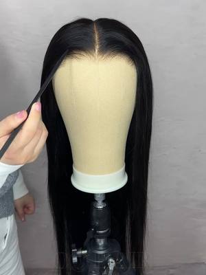 A post by @oqhairshop on TikTok caption: I never seen a wig like this before🤩🔥💯#oqhair #humanhair #oqhairshop #tiktokshoploveatfistfind #foryoupage #viral #gluelesswig #weargowig #oqhairgluelesswigs #oqhairreview #bleachedknotswig 