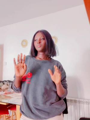 A post by @marieelalyre on TikTok caption: #amabaldé #segalais #senegalaise_tik_tok #españa🇪🇸 #pikine 