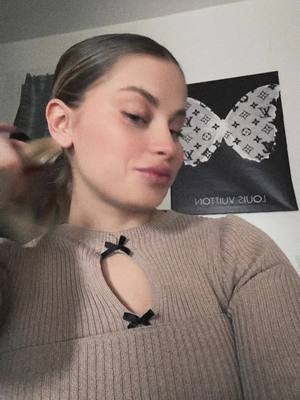 A post by @la.bianchis on TikTok caption: @le one 🔫🔫