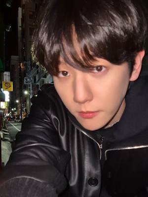 A post by @baekhyun_inb100 on TikTok caption: good seeing you tokyo! #백현 #BAEKHYUN 