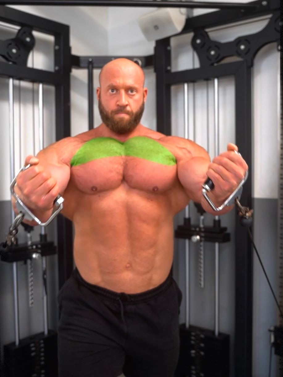 A post by @petarklancir on TikTok caption: Today, we're targeting those upper pecs. A well-developed upper chest not only enhances your physique but also improves your overall strength.💪 Here’s a killer workout to help you achieve that! 🤝 -------------------------------- #upperchest #upperpecs #chest #chestworkout #gymworkout