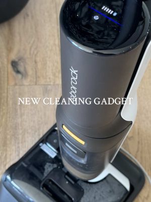 A post by @_catben_ on TikTok caption: Me:I don’t need another cleaning gadget!! Also me:unboxes the Roborock F25 immediately 🤭🤖 @Roborock  #asmr #unboxing #roborockpartner #CleanTok #newcleaninggadget #vacuumreview 