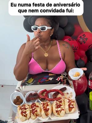 A post by @mcsilsiloficial on TikTok caption: Acontece né 😂😂😂