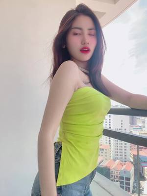 A post by @ahna_mm9 on TikTok caption: @ម្ចាស់ប្រែន Gluta X20 ❤️