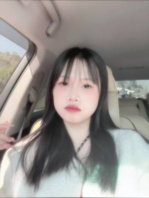 A post by @arrxiao3 on TikTok caption: နည်း”နေကောင်းတာနဲ့ယွ😞#fypシ゚viral🖤tiktok #foryou #小勐拉🇱🇹 #မင်းတို့ပေးမှ❤ရမဲ့သူပါကွာ 