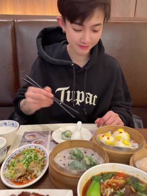 A post by @bacon.1996 on TikTok caption: ความสุขของเราคือการกิน🐷 