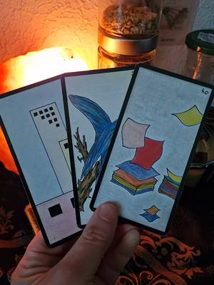 A post by @morgane_voyance on TikTok caption: un déménagement rapide #tiragedecartesoracle #tiragedecarte #cartomancie #tarot #tiragedecartegratuit 