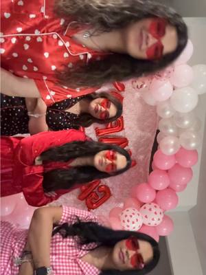 A post by @danahiherreraaa on TikTok caption: las presidentas 🙂‍↕️ #fyp #parati #lospresidentes @itzel <3 @emilyyy <3 @marina♡ 