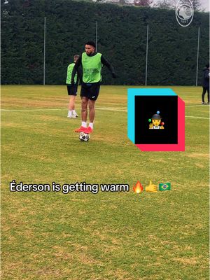 A post by @atalanta_bc on TikTok caption: 🤹⚽️ #BruggeAtalanta #UCL #ChampionsLeague #Ederson #Skill #Training 