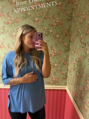 A post by @thekeridawnyates on TikTok caption: 🤪🫶🏽😂🤎 #pregnancy #thirdtrimester #delusionalllll #obgyn #blessed #thankful   