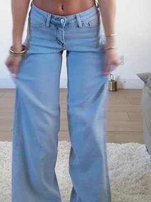 A post by @linlin678123 on TikTok caption: Making all my jegging dreams come true #jeggings #denim  #ValentinesDay#vdaygift#spotlightfinds#giftguide#giftideas#blackfriday#creatorsearchinsights 