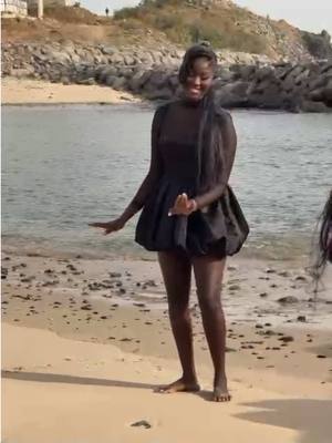 A post by @diodioglowskin on TikTok caption: @fatou_ndiaye_sn 😂😂😂 beug ambiance ❤️ Un Teint Meilleur ak Diodio ❤️