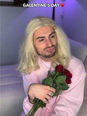 A post by @davidvoinson on TikTok caption: Célibataire à la Saint Valentin 🤷🏼‍♀️🌹 