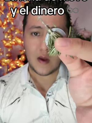 A post by @robertorunas on TikTok caption: Este amuleto te ayudará a que mejor tu energia de la abundancias. Estamos comenzando el portal de la Luna de nieve, un muy bello por su numerologia y poder genuino 