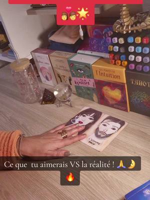 A post by @sandrinemjel on TikTok caption: L'évolution de votre relation 👩‍❤️‍💋‍👨🌸🫶🎀💓 Ce que tu aimerais Vs La réalité 🙏🌛🔥 #tiragesentimental #guidancedujour #guidance #tiragedecartes #messagedujour #cartomancie #tirageaujourdhui #energiedujour #voyance #cartomancienne #guide 