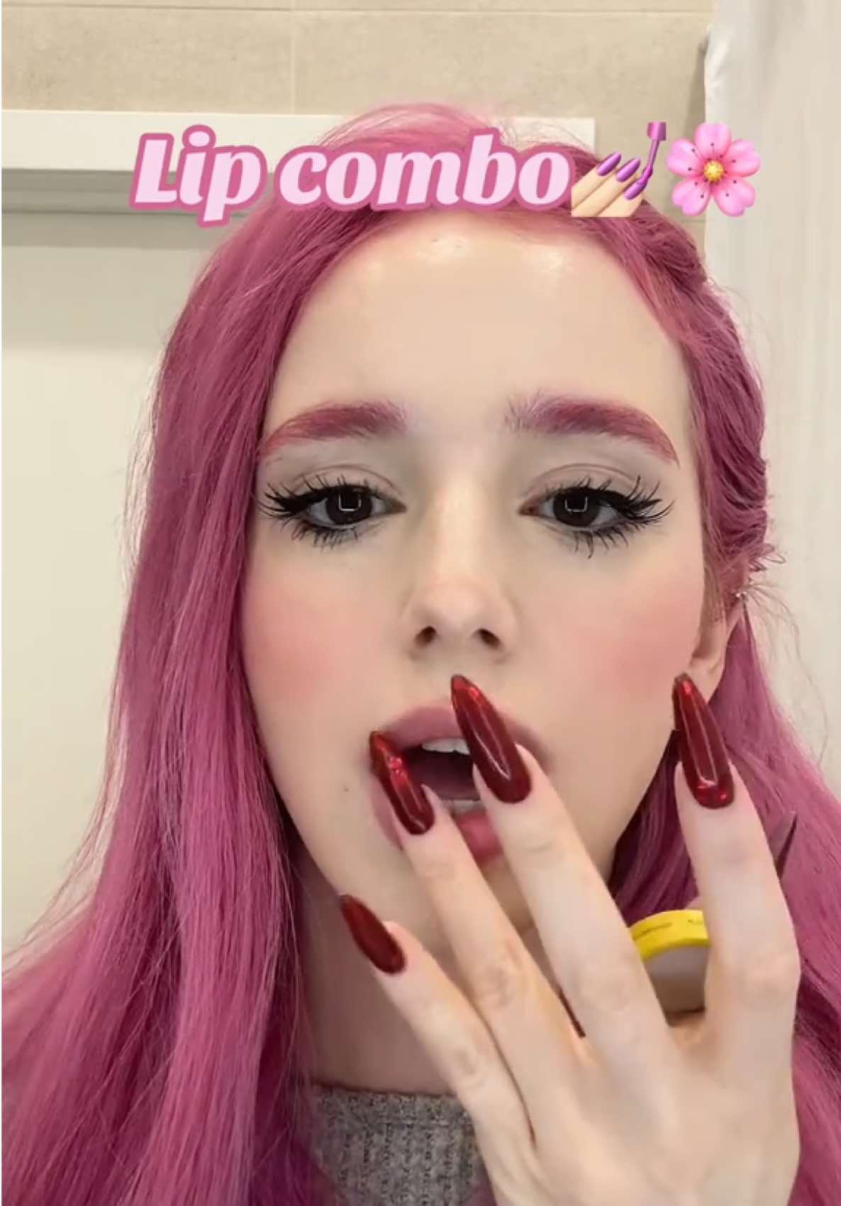 A post by @rivivichka on TikTok caption: grwm делаем?🌸🤭