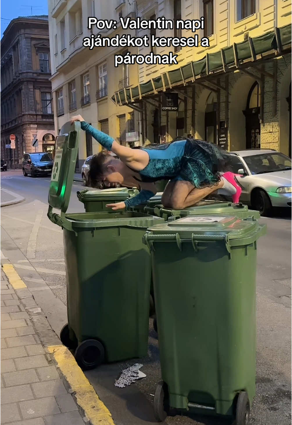 A post by @thekaszasimreofficial on TikTok caption: Megvan az ajandék valentin napra ❗️🤣 IG:thekaszasimre #foryou #valentinesday #fyp #foryoupage #valentine 
