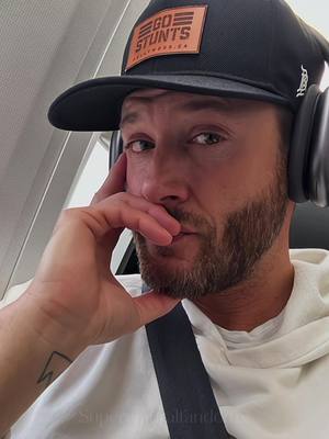 A post by @supernaturalfandomx on TikTok caption: What would your reaction be? ✈️🔝♣️ #supernatural #spn #spnfamily #deanwinchester #jensenackles #plane #airplane #wyd 