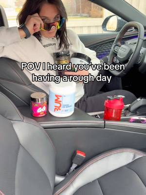 A post by @athena_grimes on TikTok caption: Pookies hitting a PR today  #gym #gymhumor #gymrat #weightlifting #cbum #workout  @YOUNGLA @GamerSupps @Chris Bumstead @Alpha Lion 