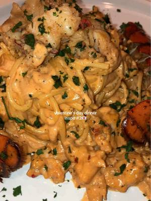 A post by @jaaliyahs on TikTok caption: Who can say no to lobster pasta?!😍 #lobster #pastarecipe #trending #fypシ #ValentinesDay #DinnerIdeas #vday #lobsterpasta #dinnerrecipes #cookwithme 