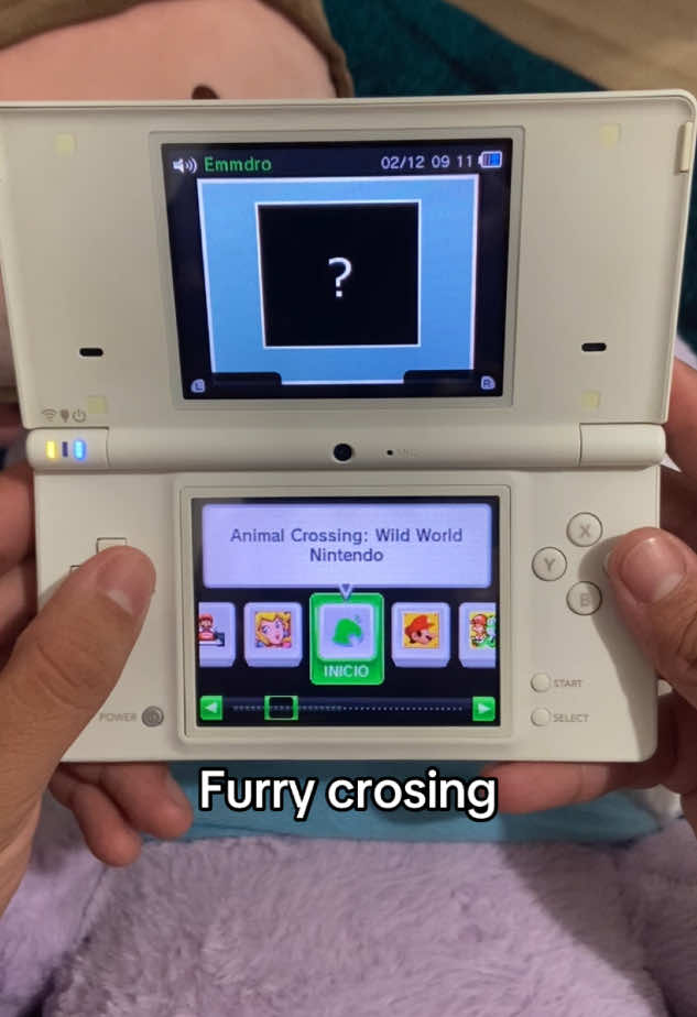 A post by @ on TikTok caption: Súper Hermanos Martínez un clásico del gaming de culto 🥵 #nintendo #nintendods #ds #dsi #3ds #mario #pokemon #zelda #viral #videojuegos #Gaming 